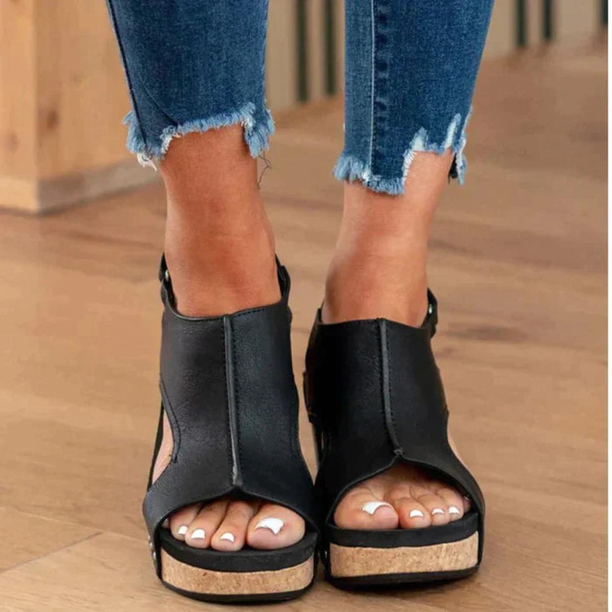 Open-Toe Slip-On Wedge Sandals for Effortless Everyday Style — Schwarz