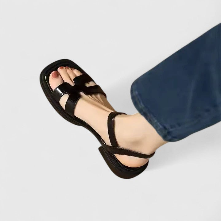 Comfort Leather Flat Sandals with Adjustable Ankle Strap — Noir